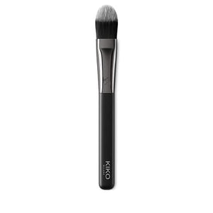 Kiko Milano - Flat Foundation Brush - Face (03) - mystic-beauty-international-make-up-store