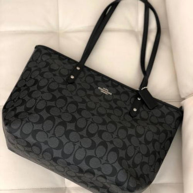 COACH iconic signature print coated canvas handbag in black - mystic-beauty-international-make-up-store