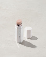 Load image into Gallery viewer, Fenty Beauty Portable Highlighter Brush (Magnetic) - mystic-beauty-international-make-up-store